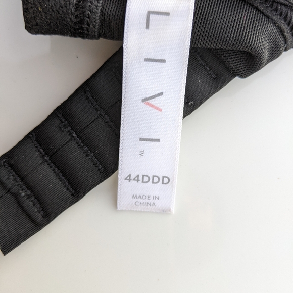 Livi Plus Size Sports Bra - Picture 7 of 10